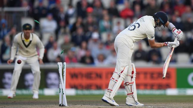 Australia will look to replicated Pat Cummins’ jaffa to dismiss England captain Joe Root on day five.