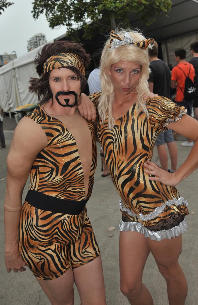 Caloundra Music Festival, 2012: Clawdia and Pawl entertain the crowds. Photo: Brett Wortman / Sunshine Coast Daily