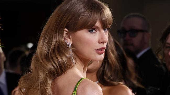 BEVERLY HILLS, CALIFORNIA - JANUARY 07: Taylor Swift attends the 81st Annual Golden Globe Awards at The Beverly Hilton on January 07, 2024 in Beverly Hills, California. (Photo by Amy Sussman/Getty Images)