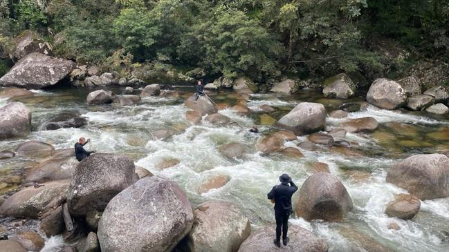 Police reveal what divers have found at Mossman Gorge