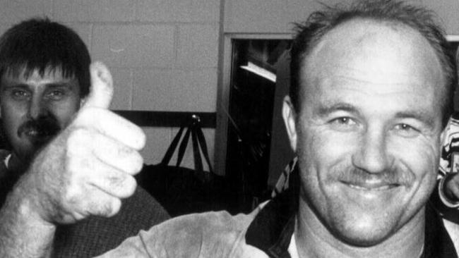 Wally Lewis after his final match in 1992.