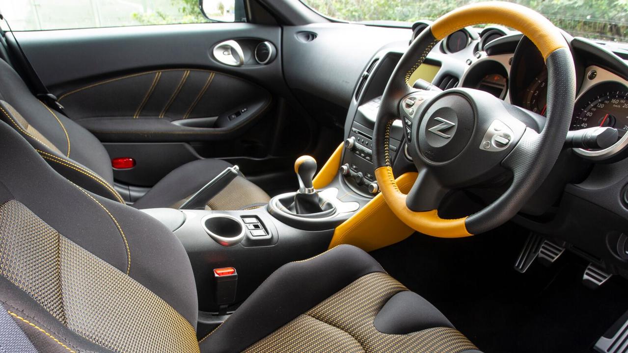 Nissan 370Z N-Sport.