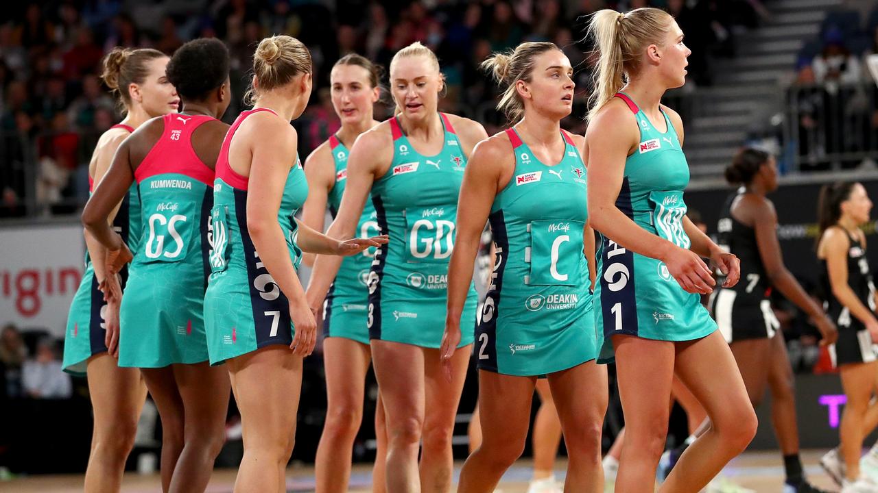 The Melbourne Vixens are the team to beat in the Super Netball finals. (Photo by Kelly Defina/Getty Images)