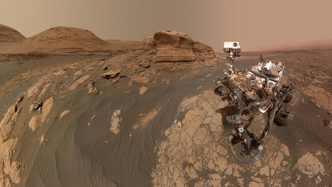 NASA's Perseverance rover takes a selfie in front of 6-metre tall rock Mont Mercou.