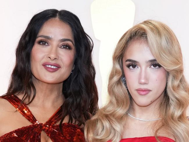 HOLLYWOOD, CALIFORNIA - MARCH 12: (L-R) Salma Hayek and  Valentina Paloma Pinault attend the 95th Annual Academy Awards on March 12, 2023 in Hollywood, California. (Photo by Kevin Mazur/Getty Images)