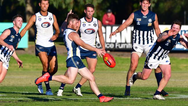 Jesse Donaldson gets a kick out of the middle. Picture: Stephen Harman