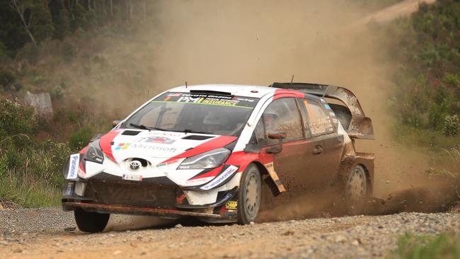 Computer-controlled skids could result in safer emergency manoeuvres on Australia’s gravel roads. Photo: Lyndon Mechielsen