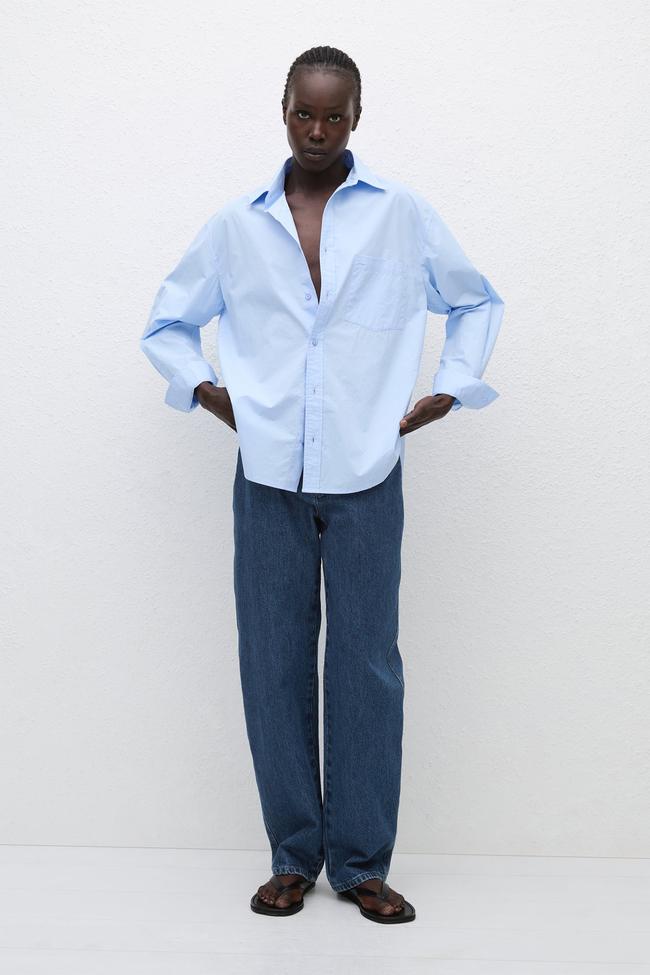 MatteauRelaxed ShirtA classic, oversized business button-up is an office workwear necessity—especially this organic cotton poplin shirt by Matteau. Tuck one casually into a tailored pant or skirt, or wear open like a jacket over a midi dress or skirt.Type: Shirt | Material: 100 organic cotton | Colour: Blue, olive, beige, dark blue | Delivery: Free over $290Shop now for $252 (was $360)