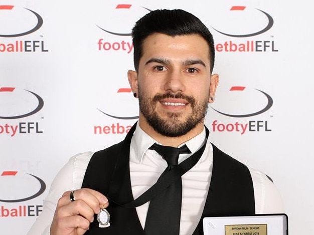 Matthew Mariani with the Stephen Jones Medal as the Division 4 best and fairest. Picture: Field of View Sports Photography