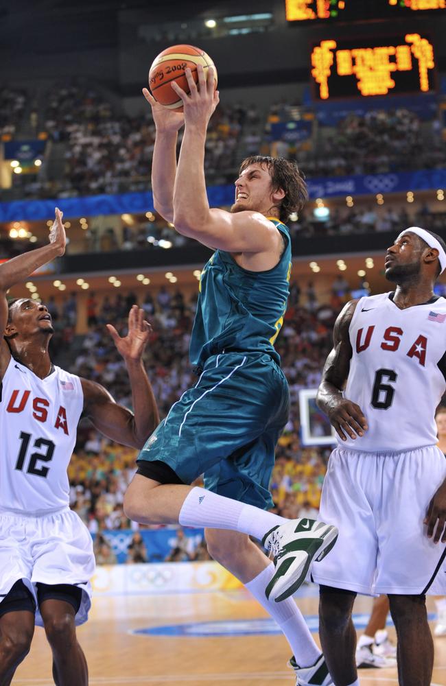 Chris Bosh and LeBron James defend Andrew Bogut at Beijing 2008.