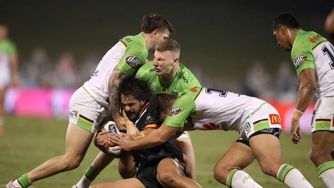 Can the referees find their courage? Photo by Mark Kolbe/Getty Images.