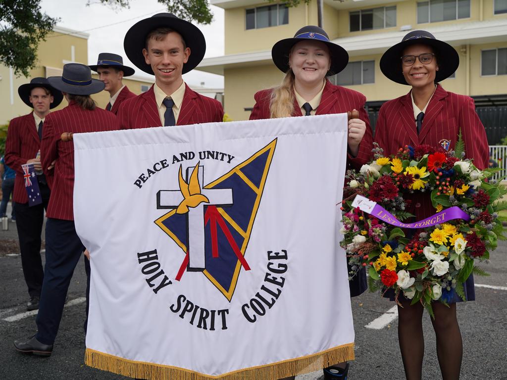 Holy Spirit College students preparing for the parade at Mackay Anzac Day Main Service, 2021. Picture: Heidi Petith
