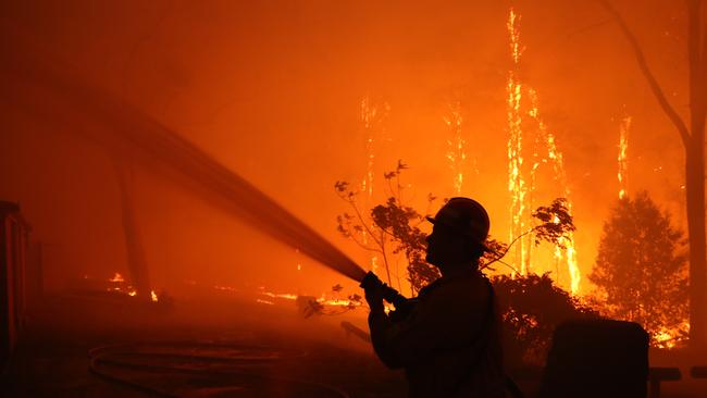 Work is being carried out on Moreton Bay’s southern islands to help protect them from fire risks this summer. PICTURE: Rohan Kelly