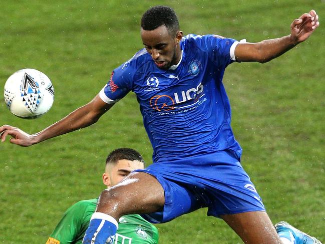 Matthew Crooks of Bentleigh (bottom) contests with Yusuf Ahmed of Avondale during NPL Soccer Grand Final: Avondale FC vs Bentleigh Greens on Sunday, September 15, 2019, in Melbourne, Victoria, Australia. Picture: Hamish Blair