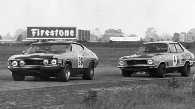 September 1973 - John French in the Ford falcon Hardtop and Dick Johnson in Holden at the Raceway