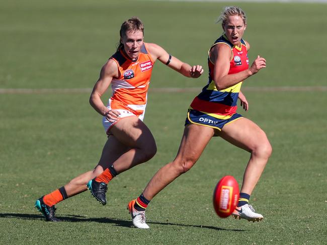 Marijana Rajcic of the Crows and Pepa Randall of the Giants compete for the ball during the 2020 AFLW season. Picture: Matt Turner/AFL Photos