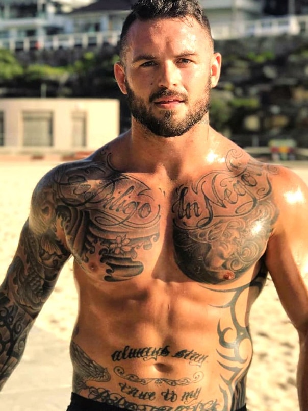 Daniel Conn on the sand. Photo: Instagram and @dan_dc_conn.