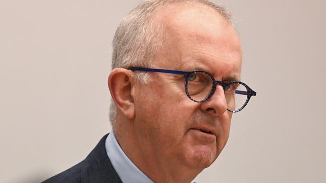 CANBERRA, AUSTRALIA - NewsWire Photos September 28, 2022: Australian Electoral Commissioner Tom Rogers attends the The 2022 federal election, Joint Standing Committee on Electoral Matters at Parliament House in Canberra. Picture: NCA NewsWire / Martin Ollman