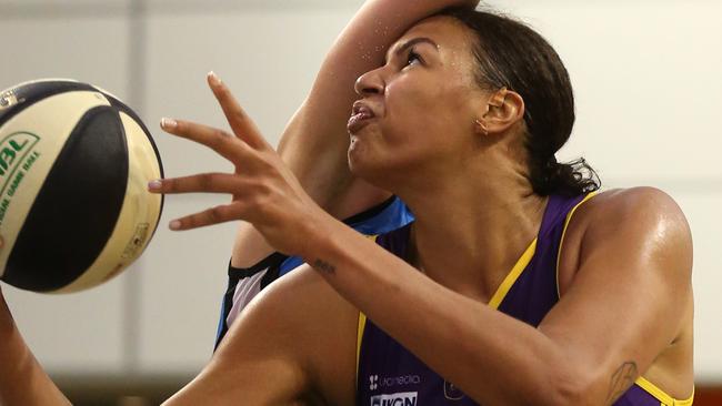 Liz Cambage will miss the game against Fire this round.