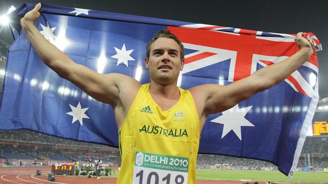 Jarrod Bannister after winning gold at the Delhi Commonwealth Games.