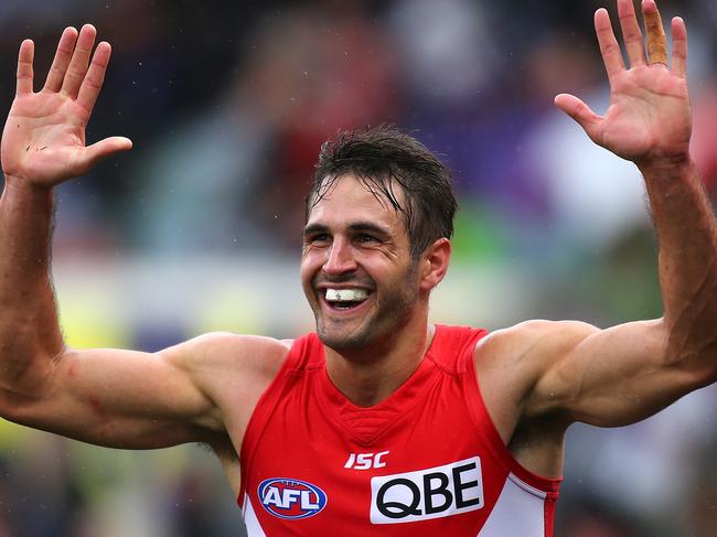 PERTH, AUSTRALIA - JULY 31: Josh Kennedy of the Swans celebrates a goal during the round 19 AFL match between the Fremantle Dockers and the Sydney Swans at Domain Stadium on July 31, 2016 in Perth, Australia. (Photo by Paul Kane/Getty Images)