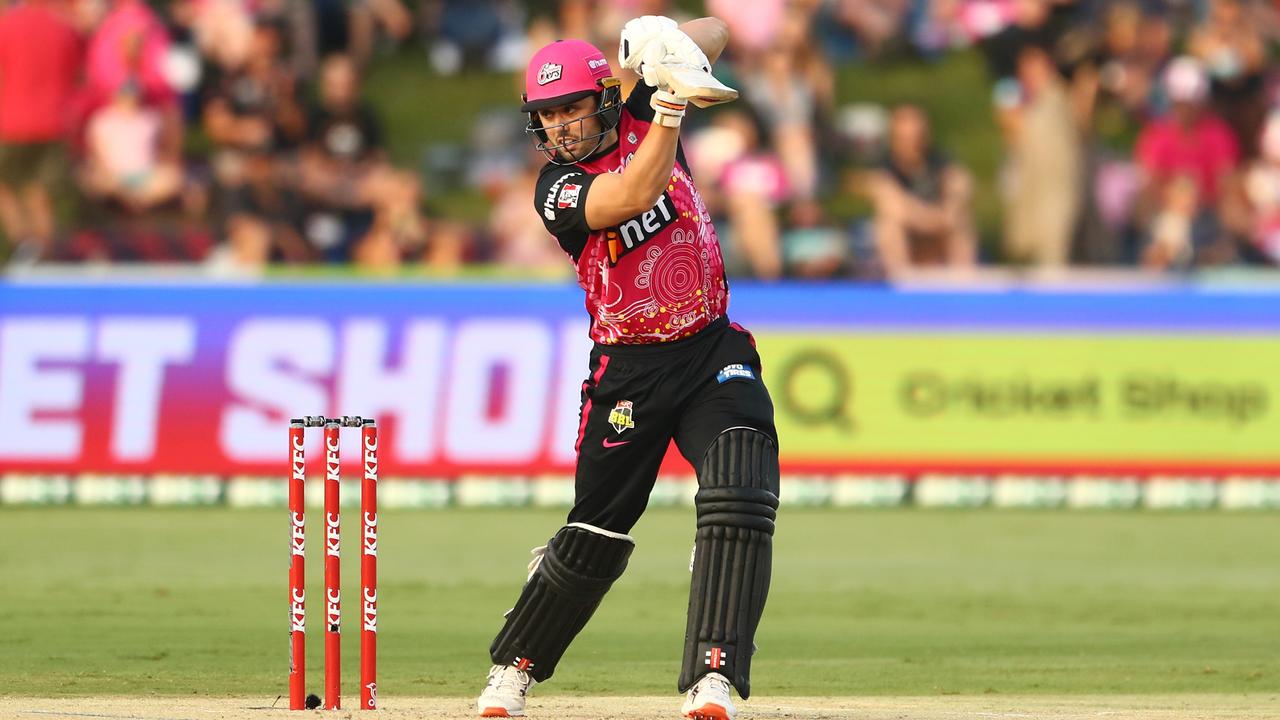 Justin Avendano bats for the Sydney Sixers on Sunday night (Photo by Chris Hyde/Getty Images)