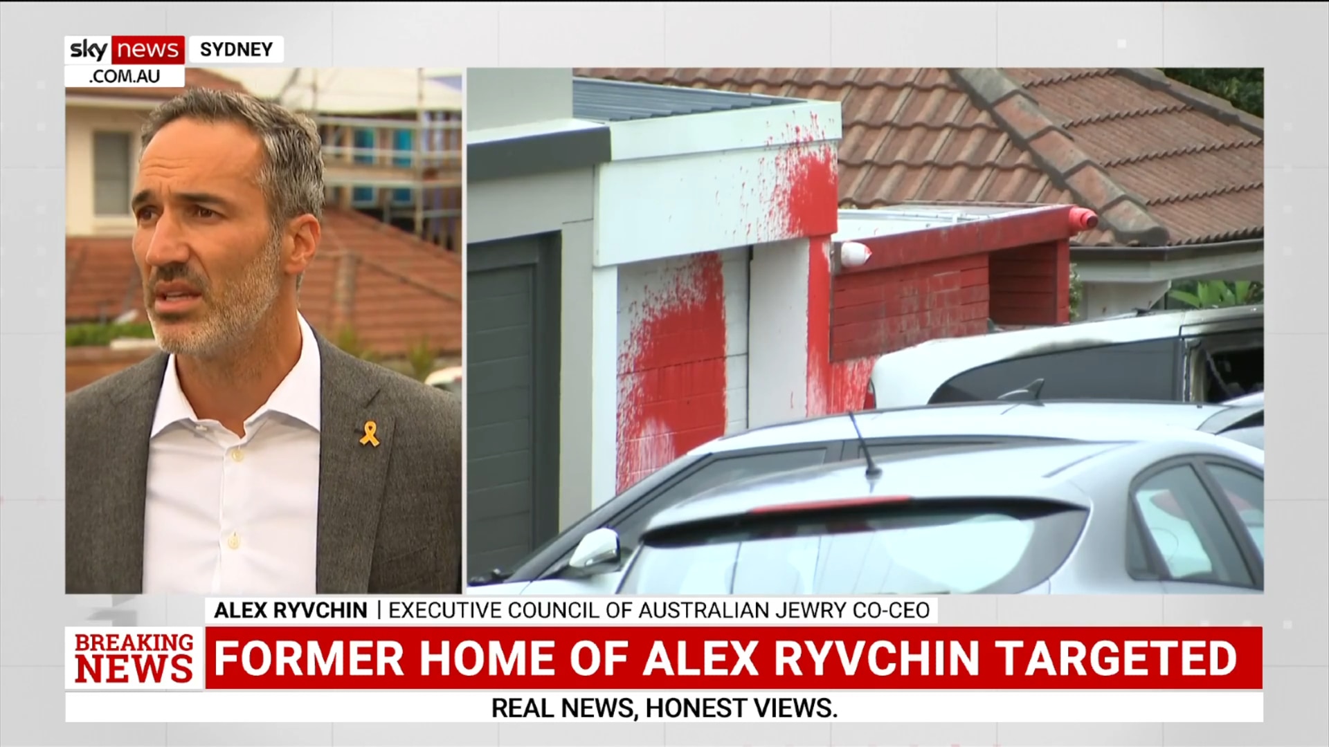 'Condemn this wickedness': Alex Ryvchin addresses media after his former home targeted