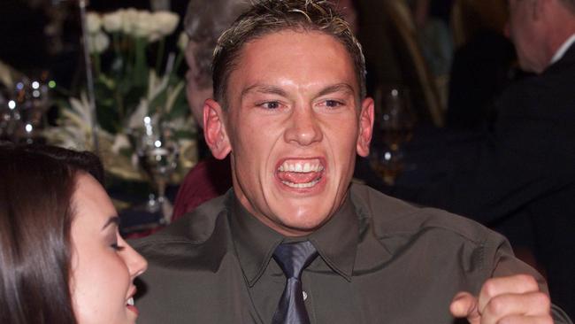 Woewodin sported a more demure look at the 2000 Brownlow Medal ceremony.