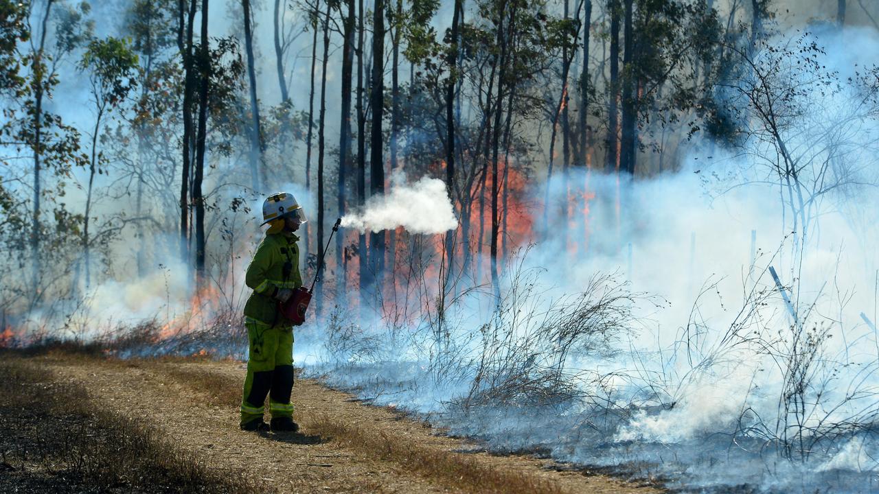 Firefighters continue to battle bushfires at Hervey’s Range and ...