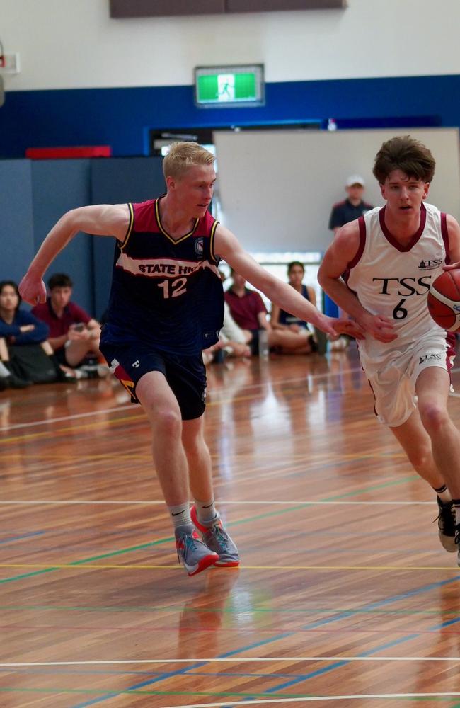 GPS Basketball action: Kailan Sales v Ben Tweedy. Picture courtesy of Heidi Brinsmead.