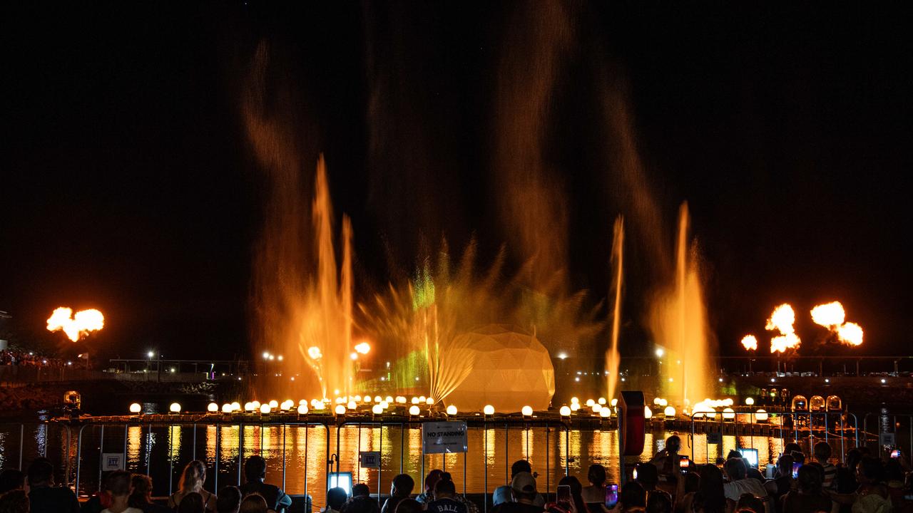 DARWIN, AUSTRALIA Sunday, 31 December, 2023:DARWIN NEW YEARS EVE 2023 Liquid Light, high-energy spectacle of light, water and sound at Darwin Waterfront. Picture: Pema Tamang Pakhrin