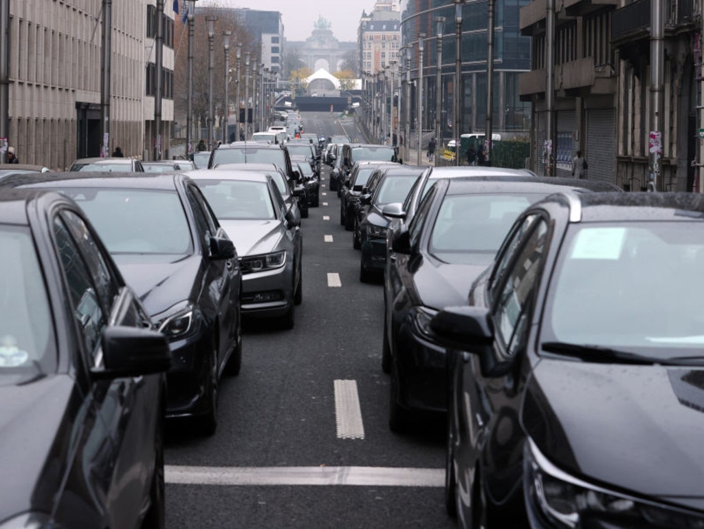Traffic froze in the Belgian capital as the drivers pulled up handbrakes in protest.