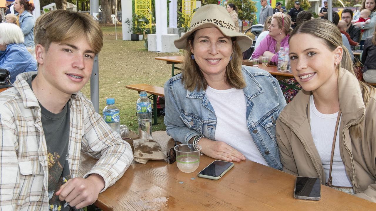 Toowoomba Carnival of Flowers Festival of Food and Wine in Queens Park