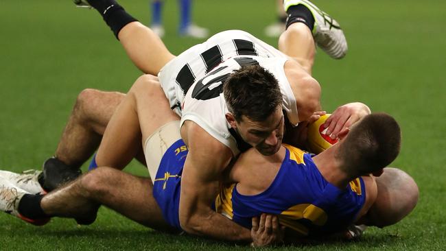 Levi Greenwood takes Elliot Yeo to ground. Picture: Getty Images