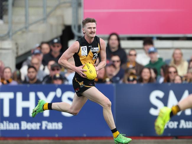 Riley Bice goes for a run during the VFL grand final. Picture: Rob Lawson/AFL Photos via Getty Images