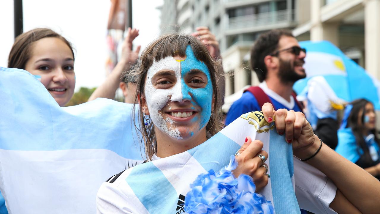 Argentina supporters wanted to show off their national pride by celebrating their World Cup victory at the Sydney Opera House. Photo: NCA NewsWire/Gaye Gerard