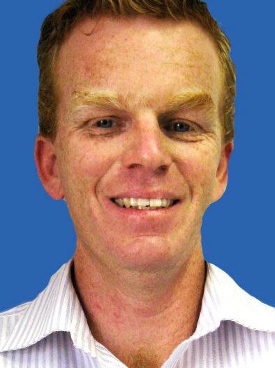 Detective Senior Constable Damian Leeding (35), attached to the Coomera Criminal Investigation Branch, was shot in the face during an armed robbery at Pacific Pines.