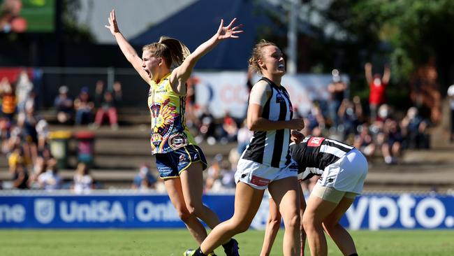 The Crows outlasted Collingwood to claim a tight win. Picture: Getty Images