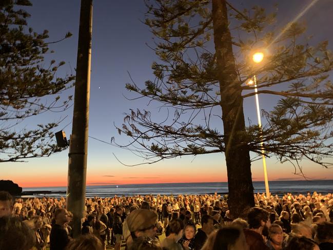 The crowds at Austinmer Dawn Service.