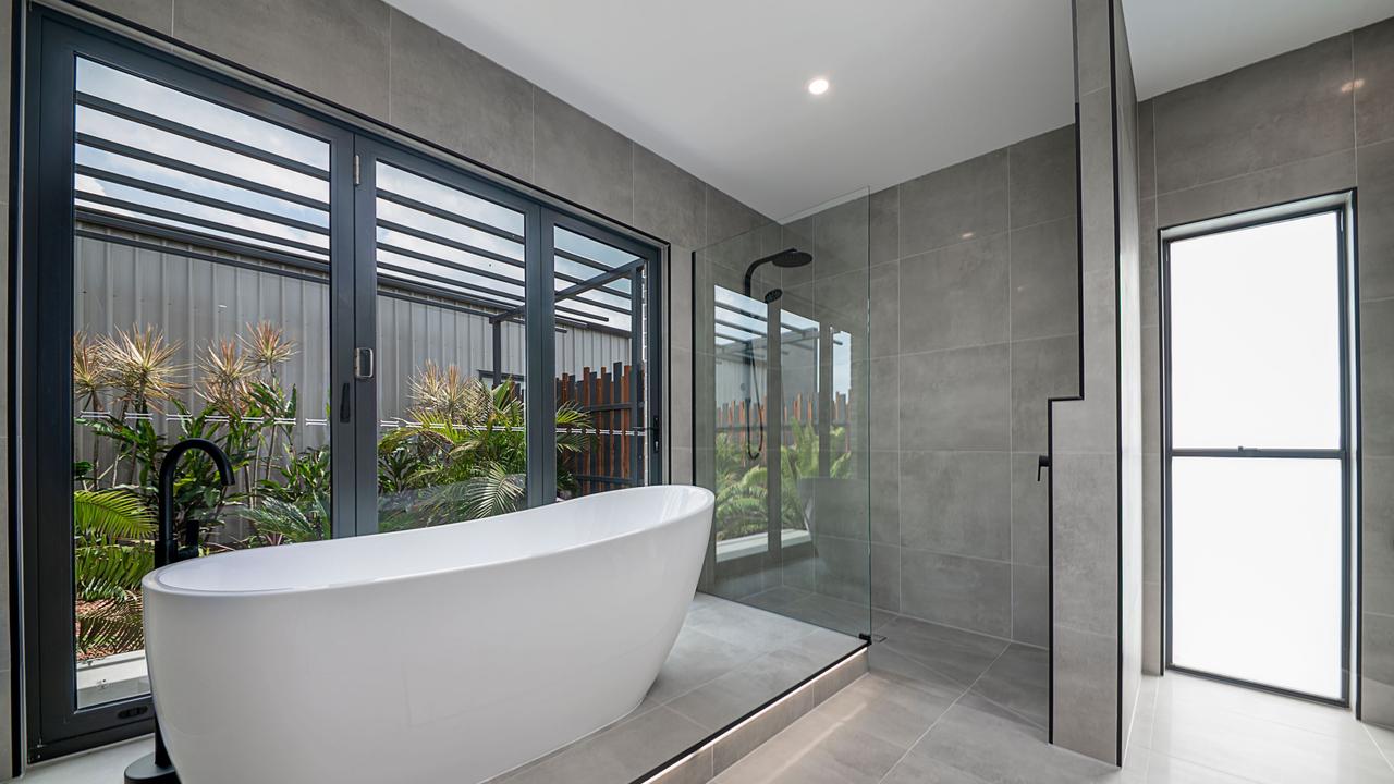 Mark Hughes for Project Lakeview in Rosenthal Heights was awarded best residential bathroom atat the 2021 Master Builders Downs and Western Housing and Construction Awards.