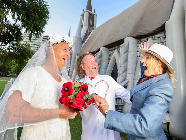 NEWS ADVMass Wedding CeremonyRev Duncan Pritchard 0403910269 marrying Kate Mcphee & Andy Griffiths041263738info@inflatablechurchevents.comABC Radio Adelaide Breakfast hosts Sonya and Jules are celebrating ValentineÃ¢â&#130;¬â¢s Day with a mass wedding ceremony in the giant blow-up inflatable church on  Light Square,Image/Russell Millard Photography