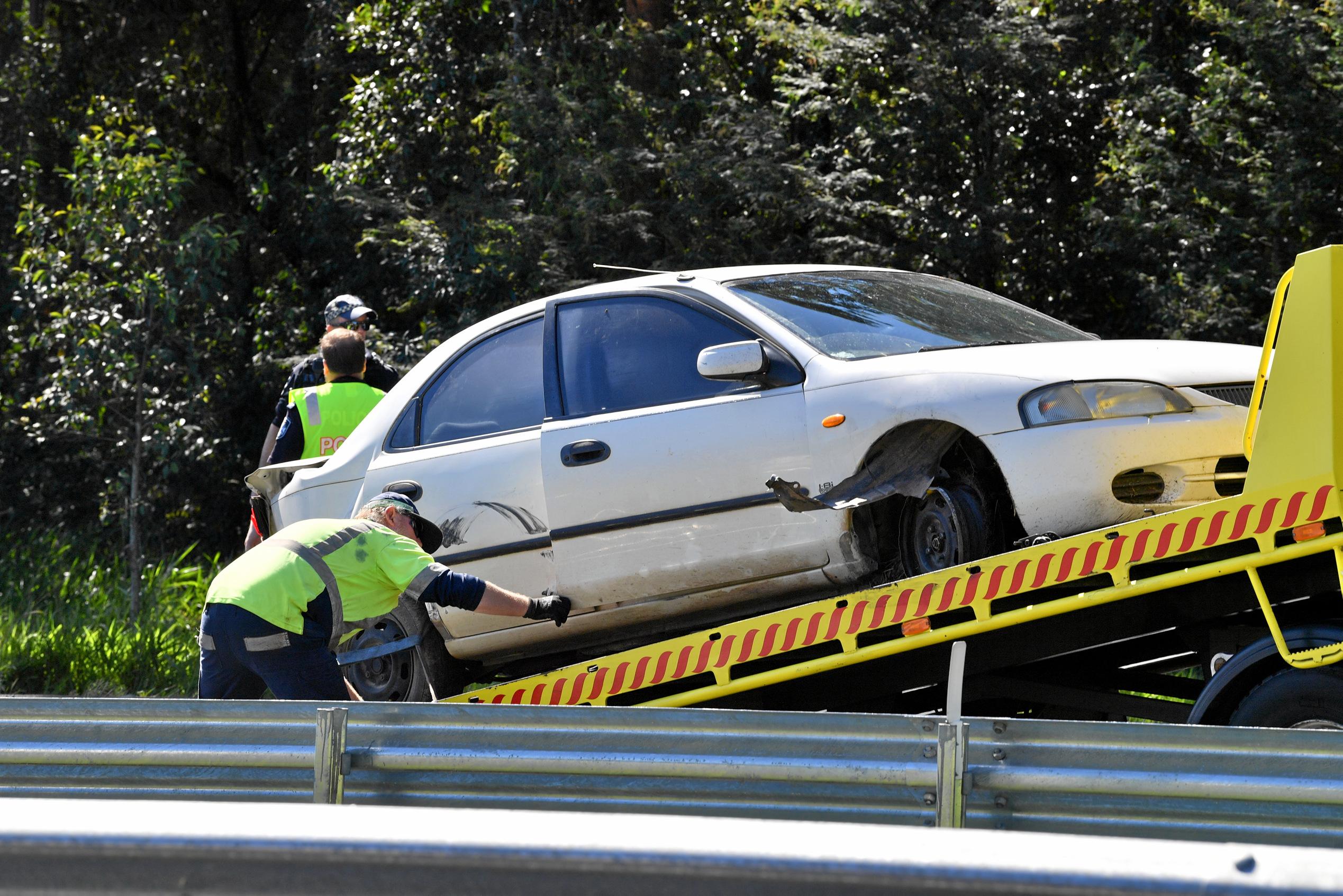 The police chased a car from north of Gympie and dozens of police apprehended a man near Parklands, just north of Nambour on the Bruce Highway. Traffic was stopped in both directions for several hours.