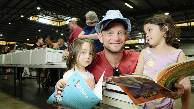 John Lee with daughters Rebecca (left) and Isabelle Lee at The Chronicle Lifeline Bookfest at Toowoomba Showgrounds, Saturday, March 1, 2025. Picture: Kevin Farmer