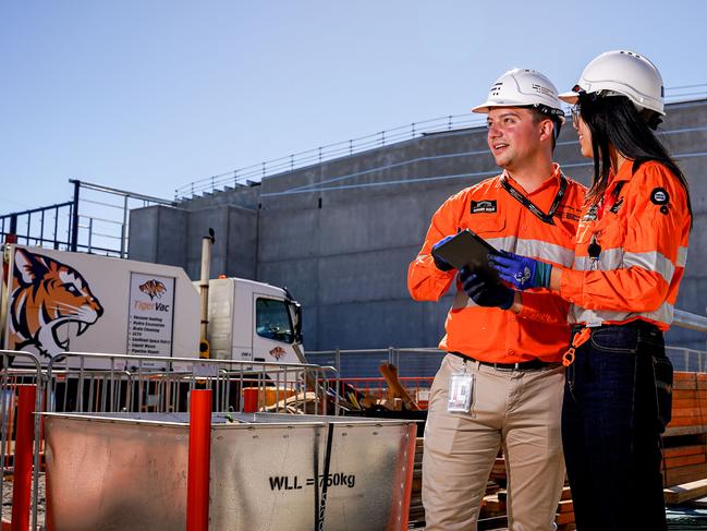 Osborne shipyard rises from the dust at Port Adelaide -  ANI graduate Engineer Matthew Stokes with Laing OÃRourke Graduate Site Engineer Vivian Phan, Saturday February 27, 2021 - pic Mike Burton