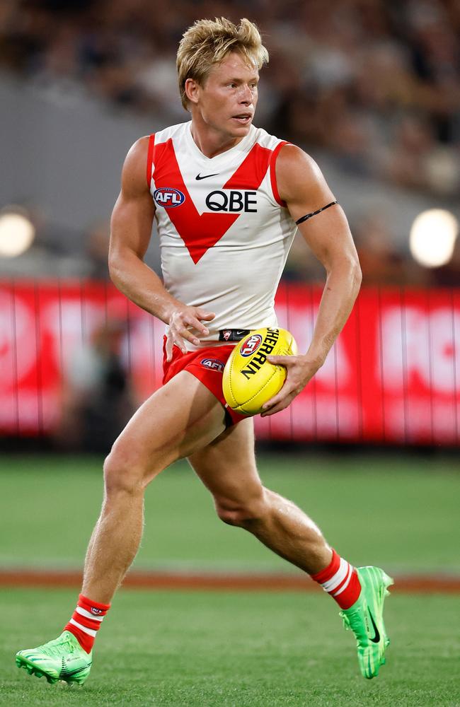 Sydney’s Isaac Heeney might be leading the Brownlow count after two rounds. Picture: Michael Willson/AFL Photos via Getty Images