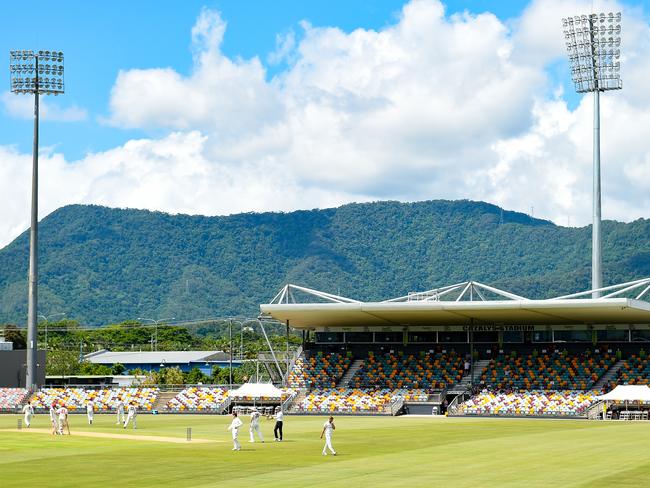 Cricket at Cazaly's Stadium in Cairns. (AAP Image/Albert Perez).