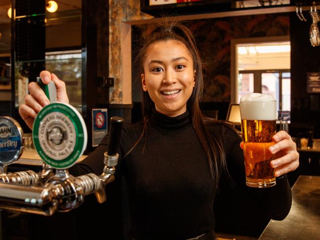 19/5/2020 Julienne Vargas getting ready to pour beers at the Sussex Hotel, Walkerville. Picture MATT TURNER.