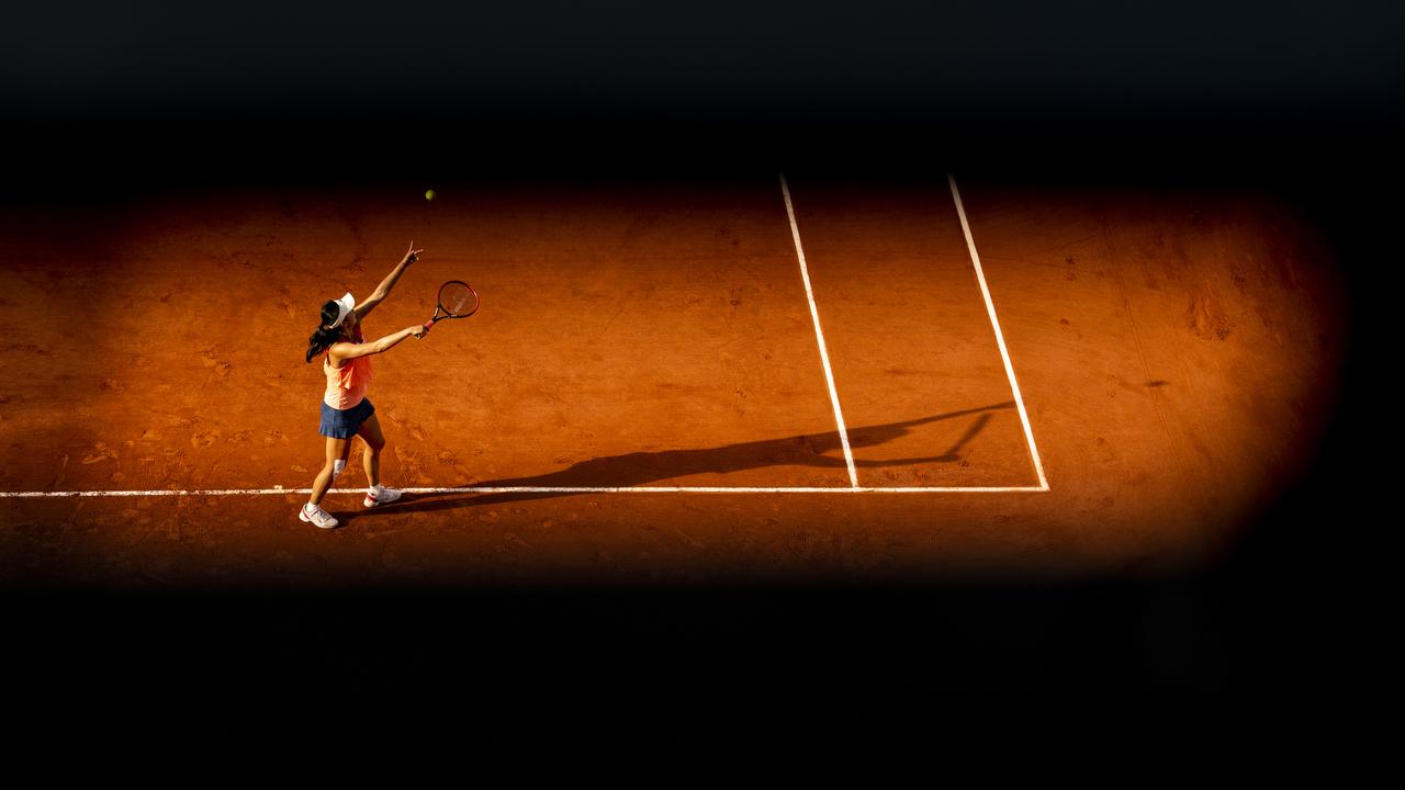 PARIS, FRANCE - MAY 31: Shuai Peng of China serves during her ladies singles second round match against Caroline Garcia of France during day five of the 2018 French Open at Roland Garros on May 31, 2018 in Paris, France. (Photo by XIN LI/Getty Images)