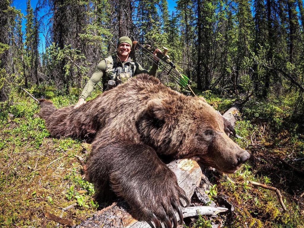 Bowmar Bowhunting: Celebrity Hunters Fined $133,000 For ‘worst Ever ...