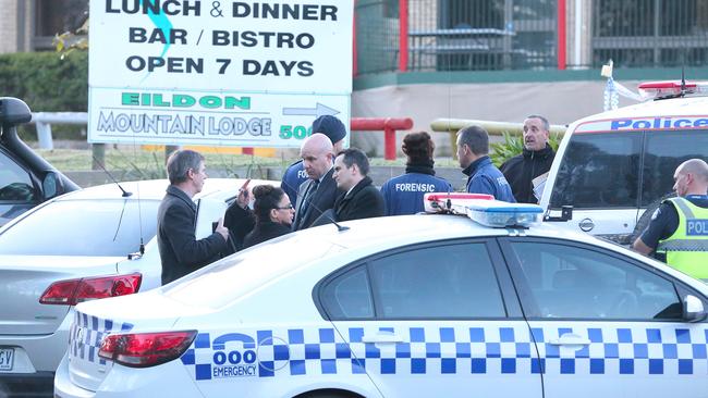 Police at the scene of the brawl at Goulburn Valley Highway in Eildon. Picture: Patrick Herve.
